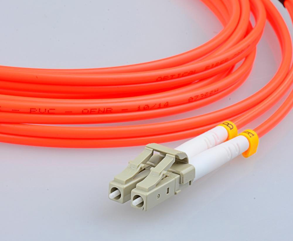 光纖收發(fā)器如何實現(xiàn)長距離組網(wǎng)？