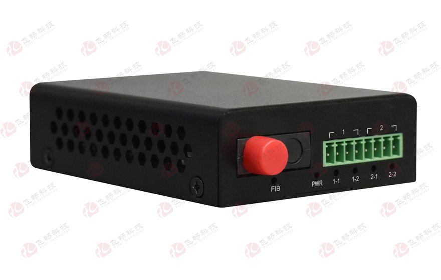 飛暢科技-袖珍型1-2路開關(guān)量光端機